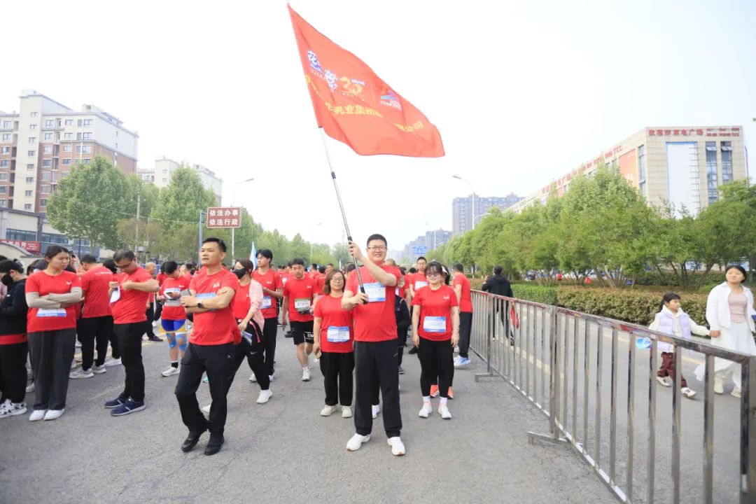 砥礪初心使命，汲取奮進(jìn)力量丨花花牛乳業(yè)集團(tuán)黨委組織開展學(xué)習(xí)“焦裕祿精神”主題黨日活動(dòng)